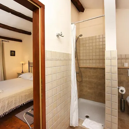 Ruhig Gelegene Avena Mit Privatem Pool Villa