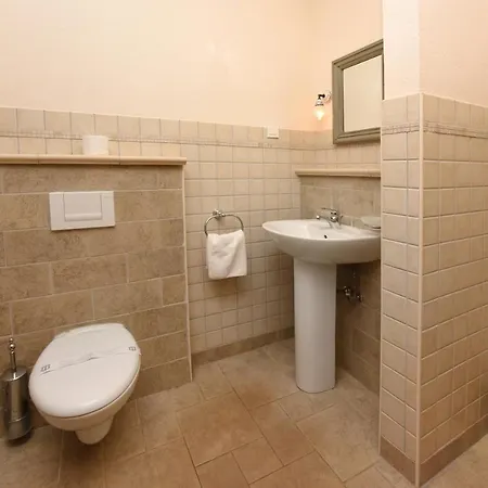 Ruhig Gelegene Avena Mit Privatem Pool Villa